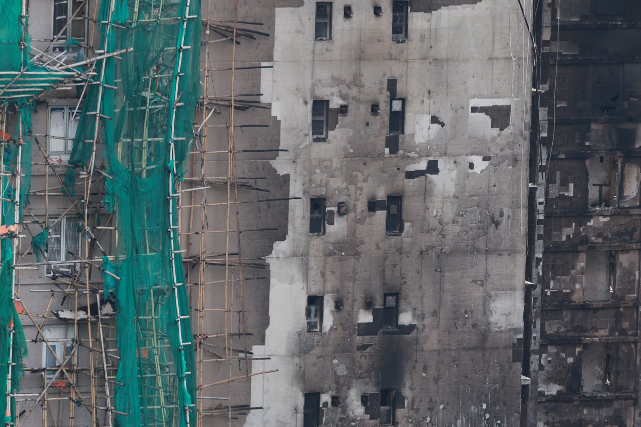 Pożar w Hongkongu. Co dalej z bambusowymi rusztowaniami?