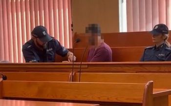 Rustam A. zaatakował młotkiem. Proces Rosjanina w Olsztynie
