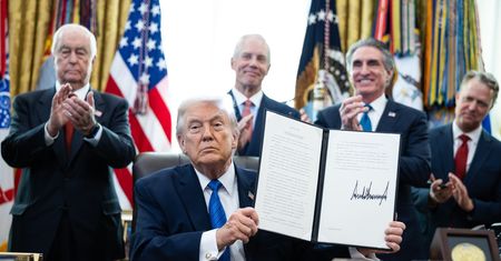 Trump chwali swoje cła. "Ameryka powróciła"
