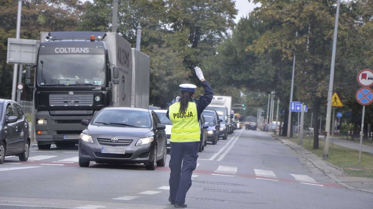 18 września łatwiej dostać mandat i stracić prawo jazdy. Trzeba być czujnym.