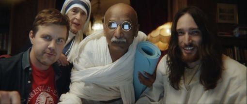 Kampania UNICEFU, w której chłopak tłumaczy Jezusowi jak pomagać przez Internet