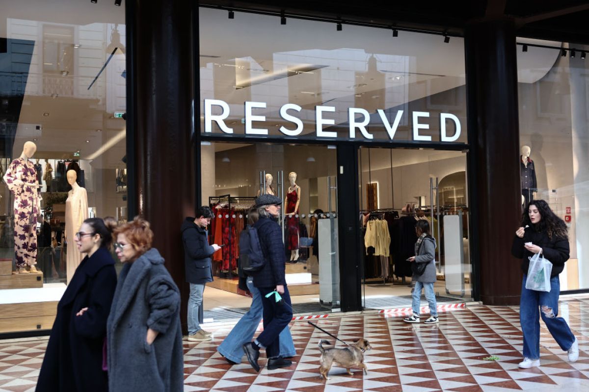 Ruszyły wyprzedaże w Reserved. Obniżki nawet o 50 procent
