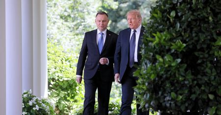 Media podawały, że Duda leci do USA. "Nie ma żadnych planów wylotu dzisiaj"