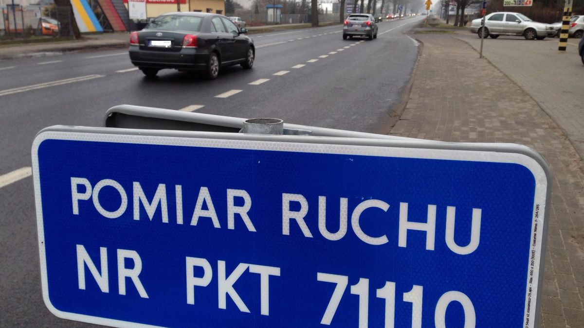 Największy spadek natężenia ruchu odnotowano w niedzielę 22 marca.