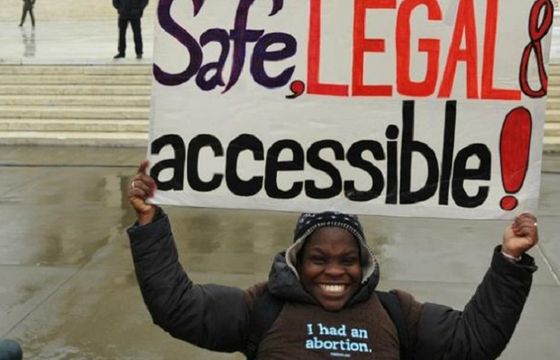 Holdingi reklamowe w USA opłacą swoim pracownicom dostęp do aborcji