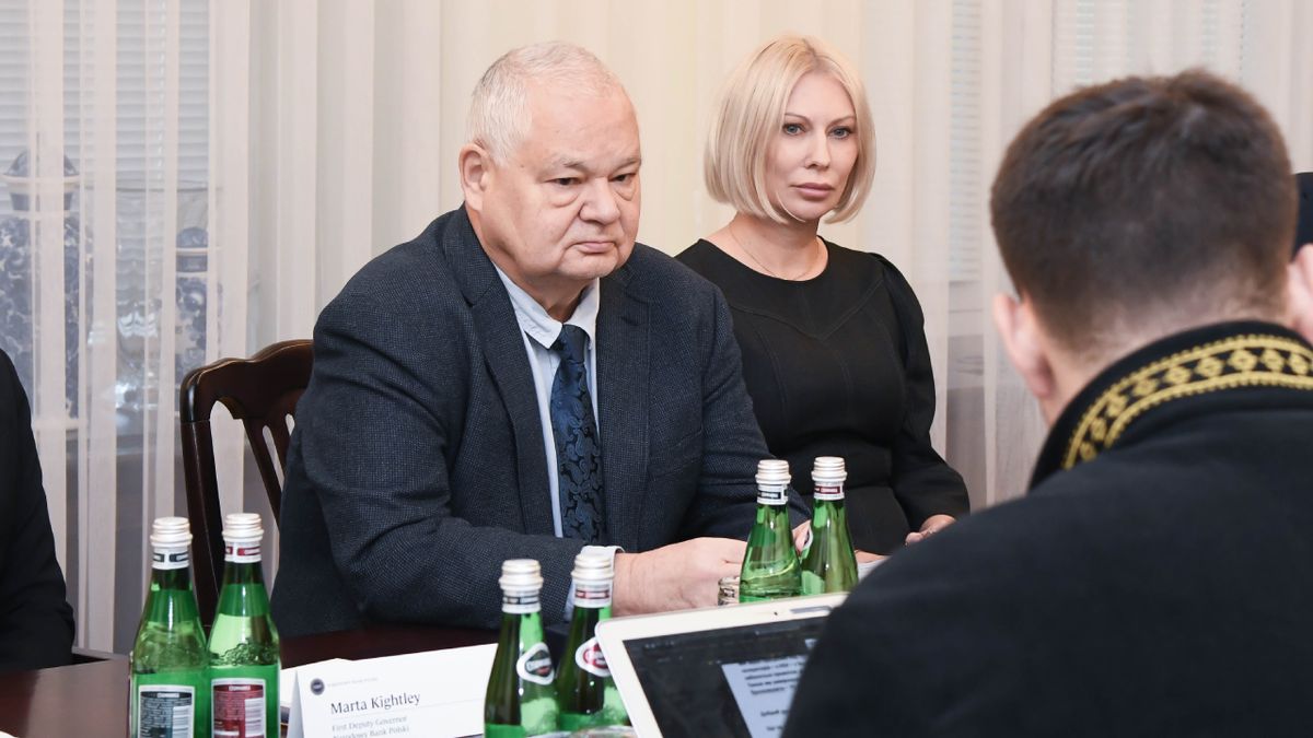 Prezes Adam Glapiński i Kamila Sukiennik