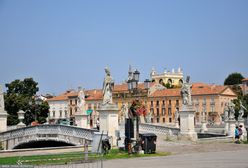 Włochy. "Kryjówka antyszczepionkowców". Lekarz zawiadomił diecezję