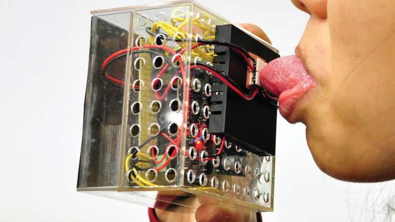 Wirtualna żywność wprost z komputera, czyli smak i twardość wirtualnego ciastka 1