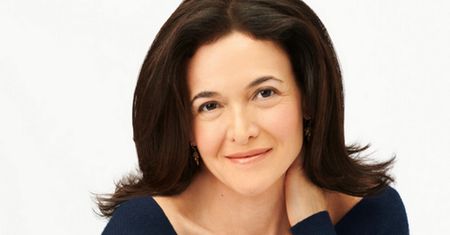 Akcje giganta spadają. Facebook stracił Sheryl Sandberg