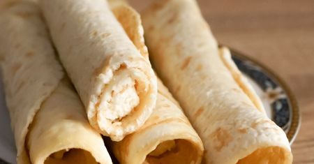 Smakują jak pierogi ruskie, ale nie trzeba ich lepić. Ten przepis jest bezkonkurencyjny
