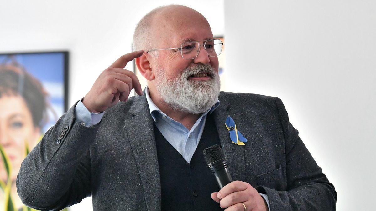 Wiceprzewodniczący Komisji Europejskiej Frans Timmermans podczas spotkania z wrocławską młodzieżą 