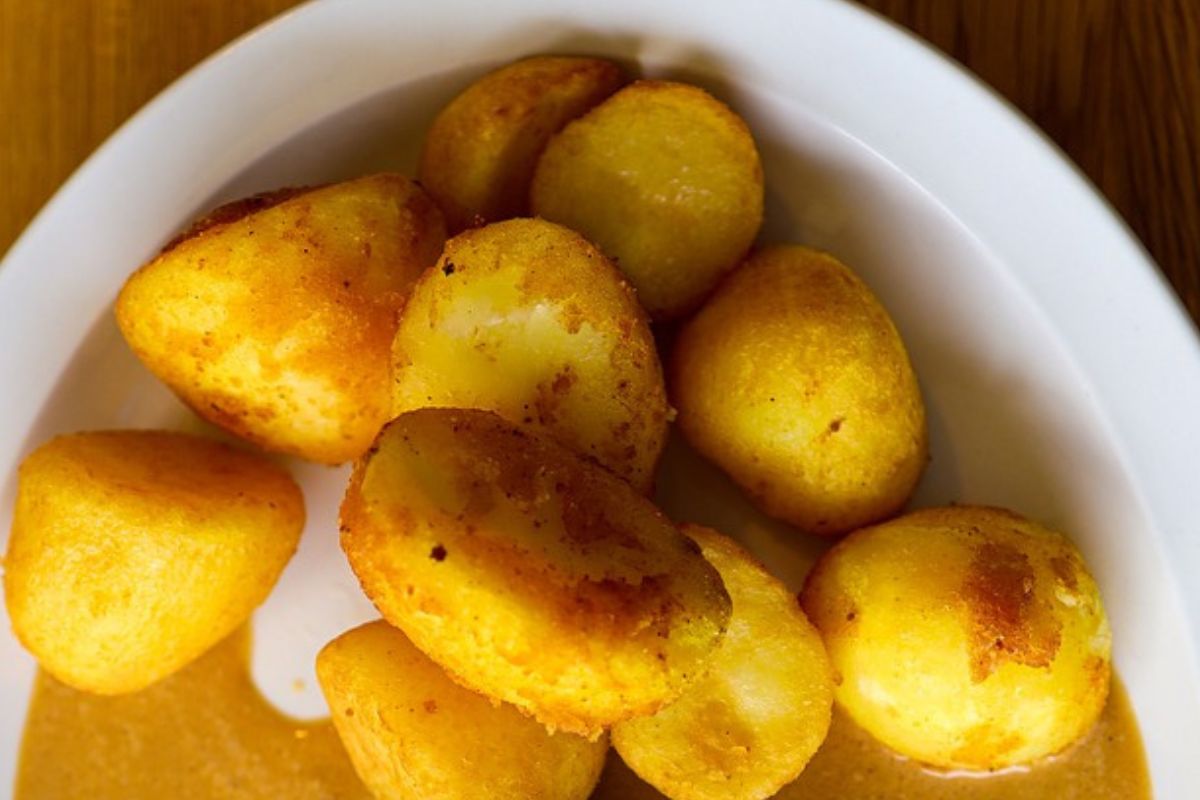 Instead of the classic ones, prepare the potatoes the French way.