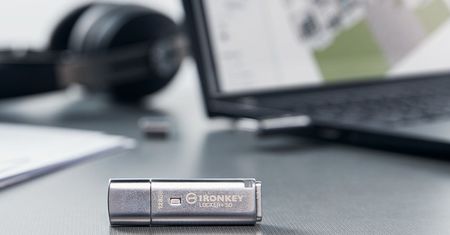 I to jest bezpieczny pendrive! Kingston wprowadza IronKey Locker+ 50