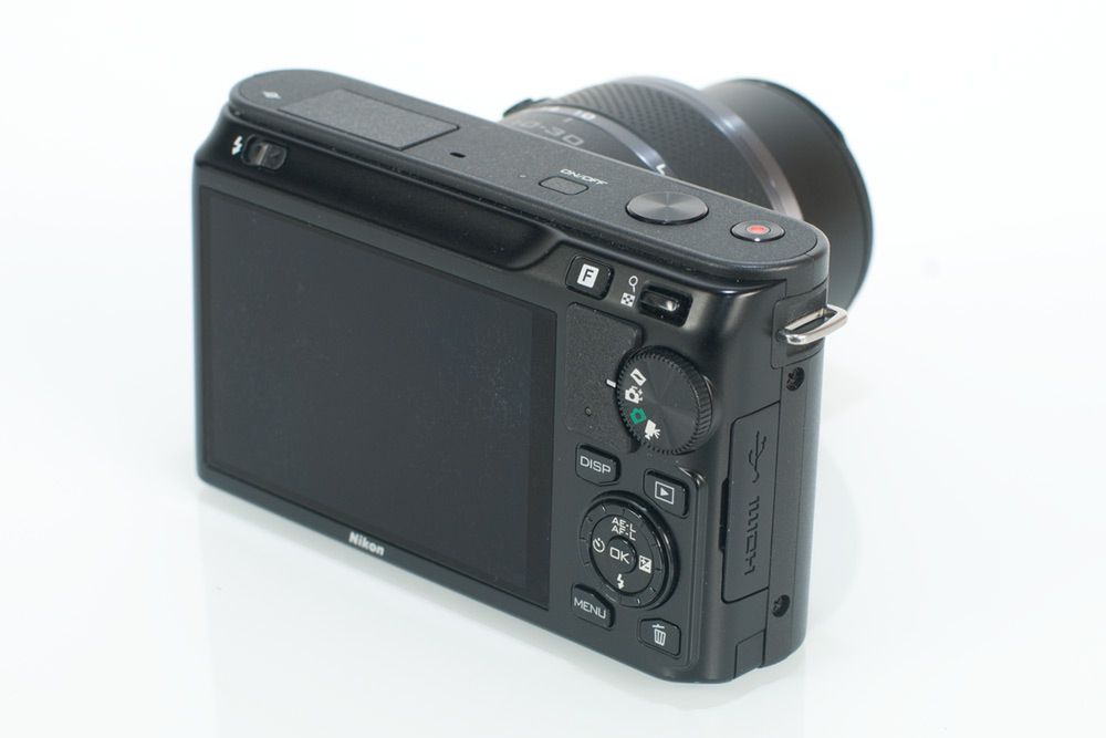 Nikon 1 J1 - solidnie, ale bez rewolucji [test] 7