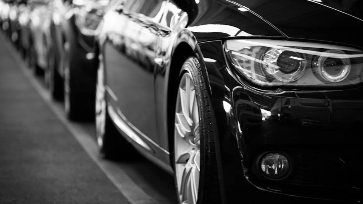 Aż 75 proc. punktów szuka fachowców.