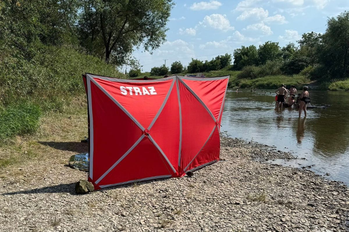 Przewrócił się kajak. Nie udało się. Smutne wieści ze szpitala