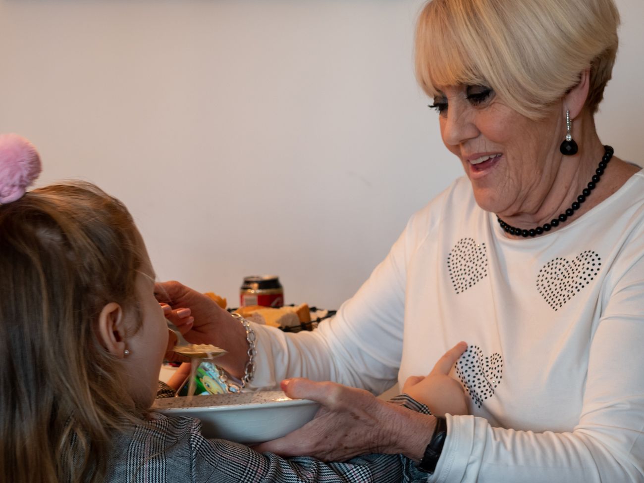 Należy informować o alergii wszystkich opiekunów dziecka 