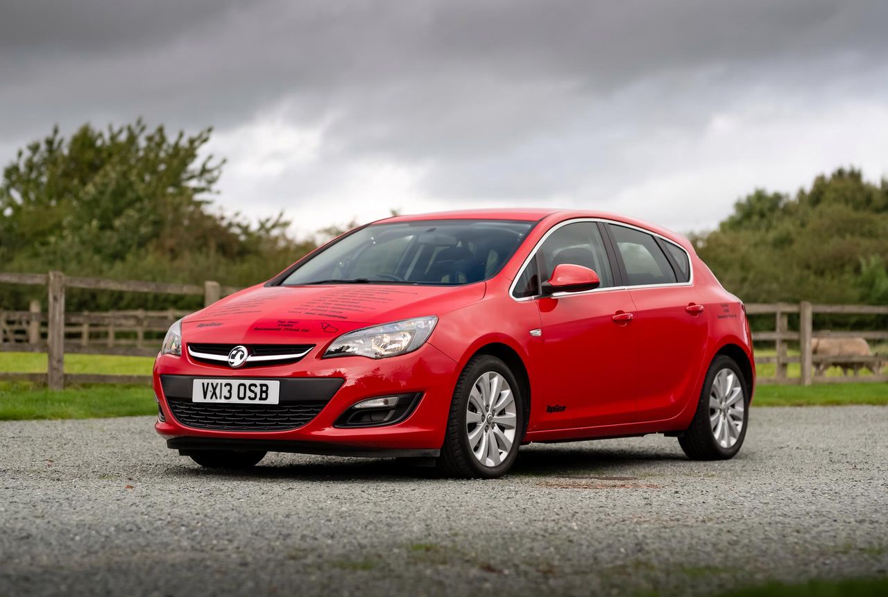 Vauxhall Astra z Top Gear został wystawiony na sprzedaż. To niezła okazja