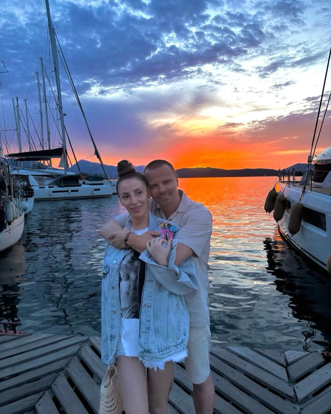 Marcin Hakiel i Dominika chwalą się romantyczną sesją ciążową