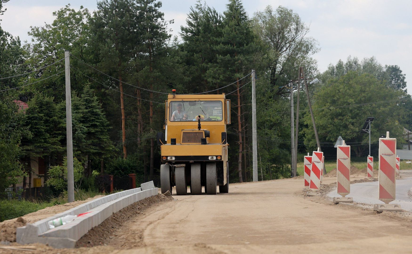 Zaawansowane prace przy przebudowie DW 878 na odcinku Tyczyn - Dylągówkaą