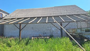 Kara za azbest. Nowe obowiązki i wysokie sankcje dla właścicieli i rolników