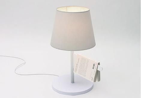 Bedside Lamp - lampka z wieszakiem na książkę 2