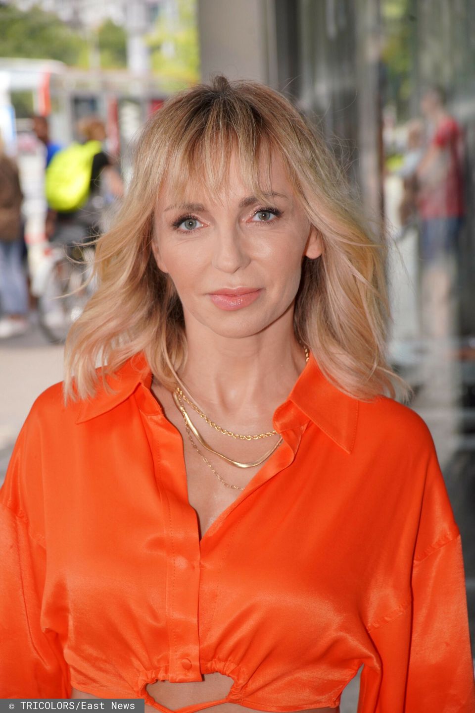 Anna Wyszkoni przed studiem "Dzień Dobry TVN"