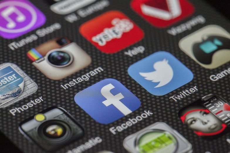 Facebook, Twitter, Instagram a może jeszcze coś innego? Oto najpopularniejsze media społecznościowe w Polsce