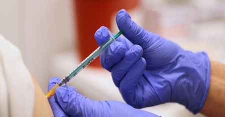Będzie testowana w Polsce. Na tę szczepionkę czeka świat