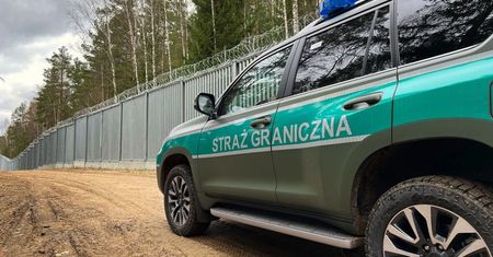 Straż Graniczna podpisała umowy na zakup 242 samochodów. Wśród nich także elektryki