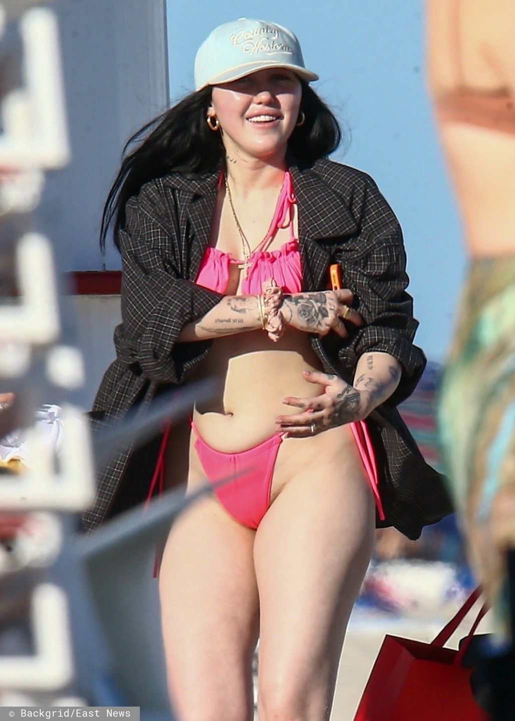 Noah Cyrus w kusym bikini
