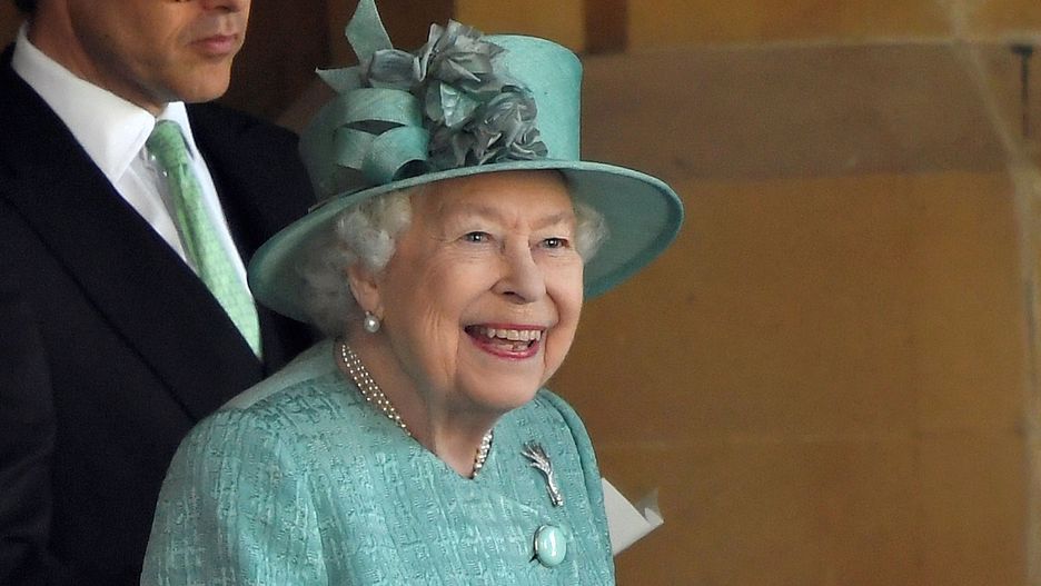 Królowa Elżbieta podczas Trooping the colour