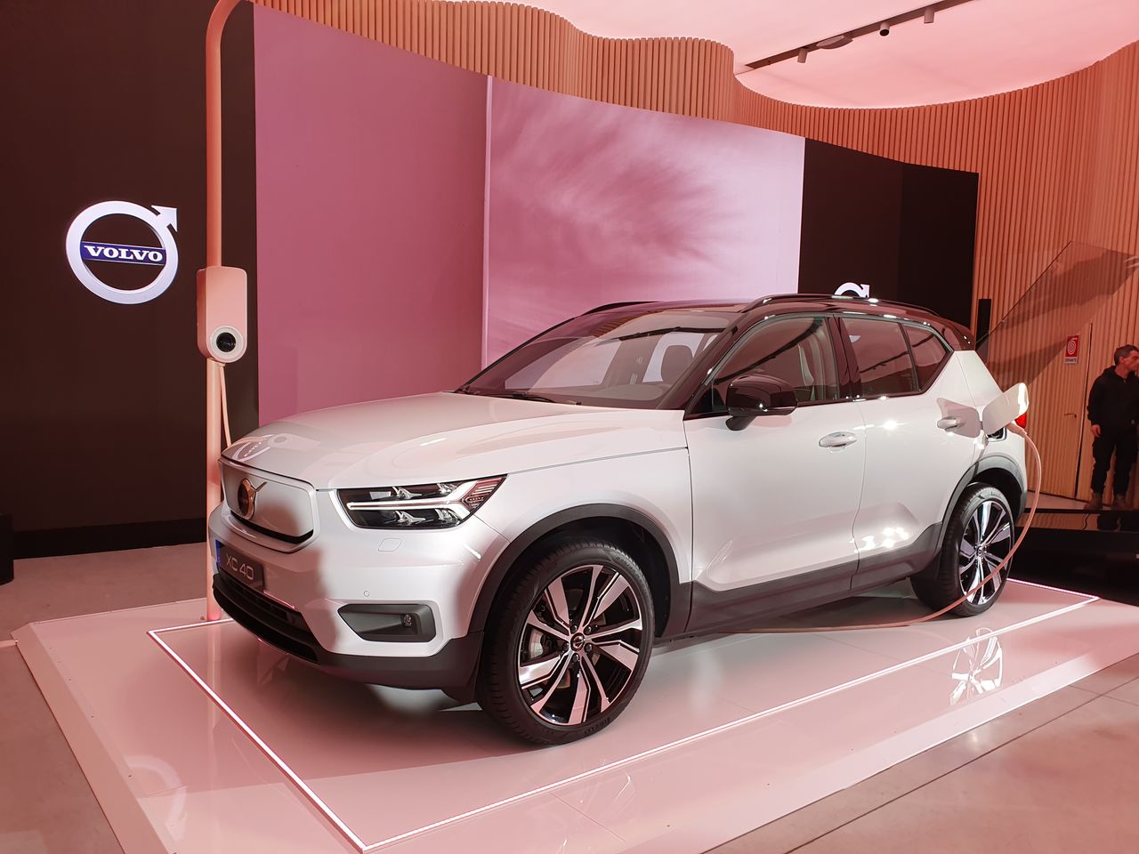 Volvo XC40 Recharge zapowiada się na porządnego elektryka, ale Szwedzi zapomnieli o jednym