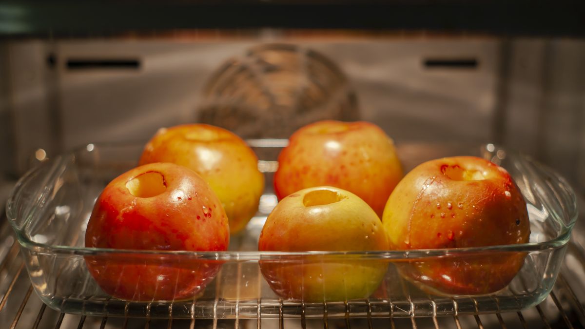 Jabłka pieczone w piekarniku