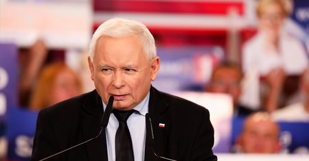 Kaczyński grzmi o praworządności. Mówi o biedzie i głodnych dzieciach
