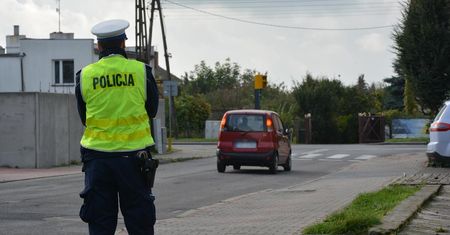 Policja szykuje się na Wszystkich Świętych. Akcja "Znicz" niepewna, ale kontrole będą