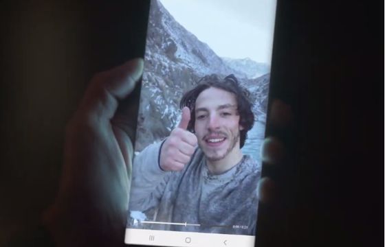 Transmisja dla mamy z górskiej wyprawy w reklamie Orange Love z Samsung Galaxy A40 (wideo)