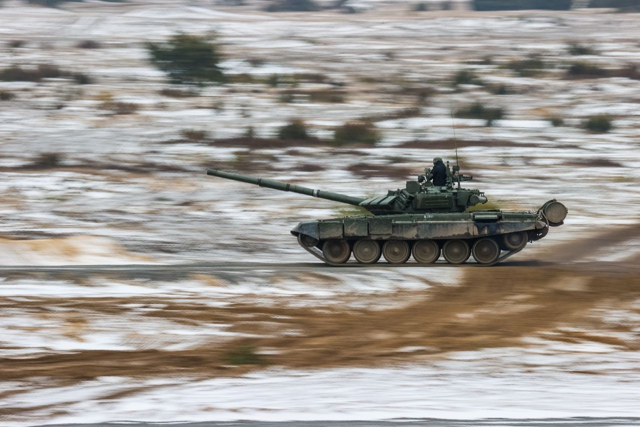 Rosyjski czołg napędzany turbiną gazową. W wielu przypadkach jest lepsza od diesla