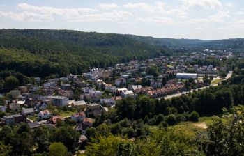 Miasto rusza z ofensywą. "Jest jak niechciany gość, którego nikt nie zapraszał"