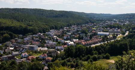 Miasto rusza z ofensywą. "Jest jak niechciany gość, którego nikt nie zapraszał"