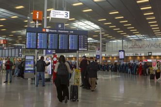 Duża awaria na lotnisku Paris-Orly. Odwołano prawie połowę lotów