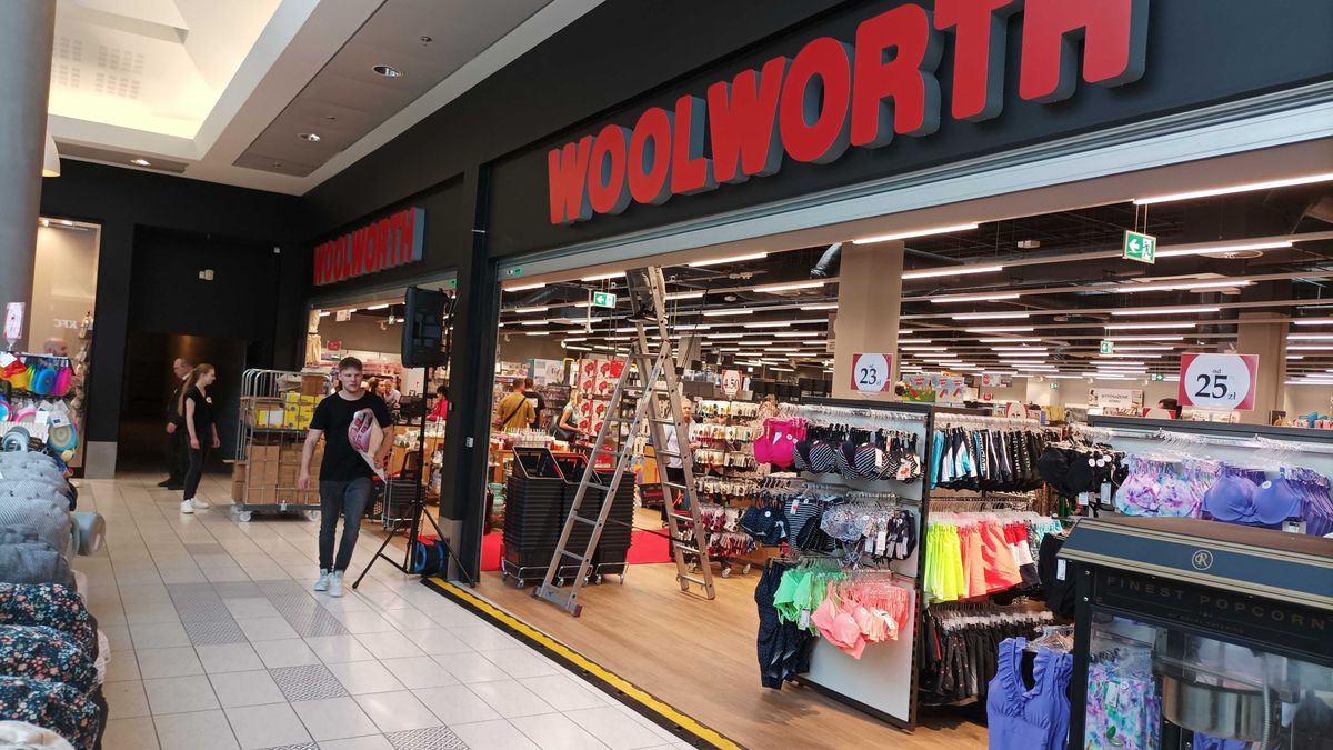 Woolworth w Warszawie otwarty