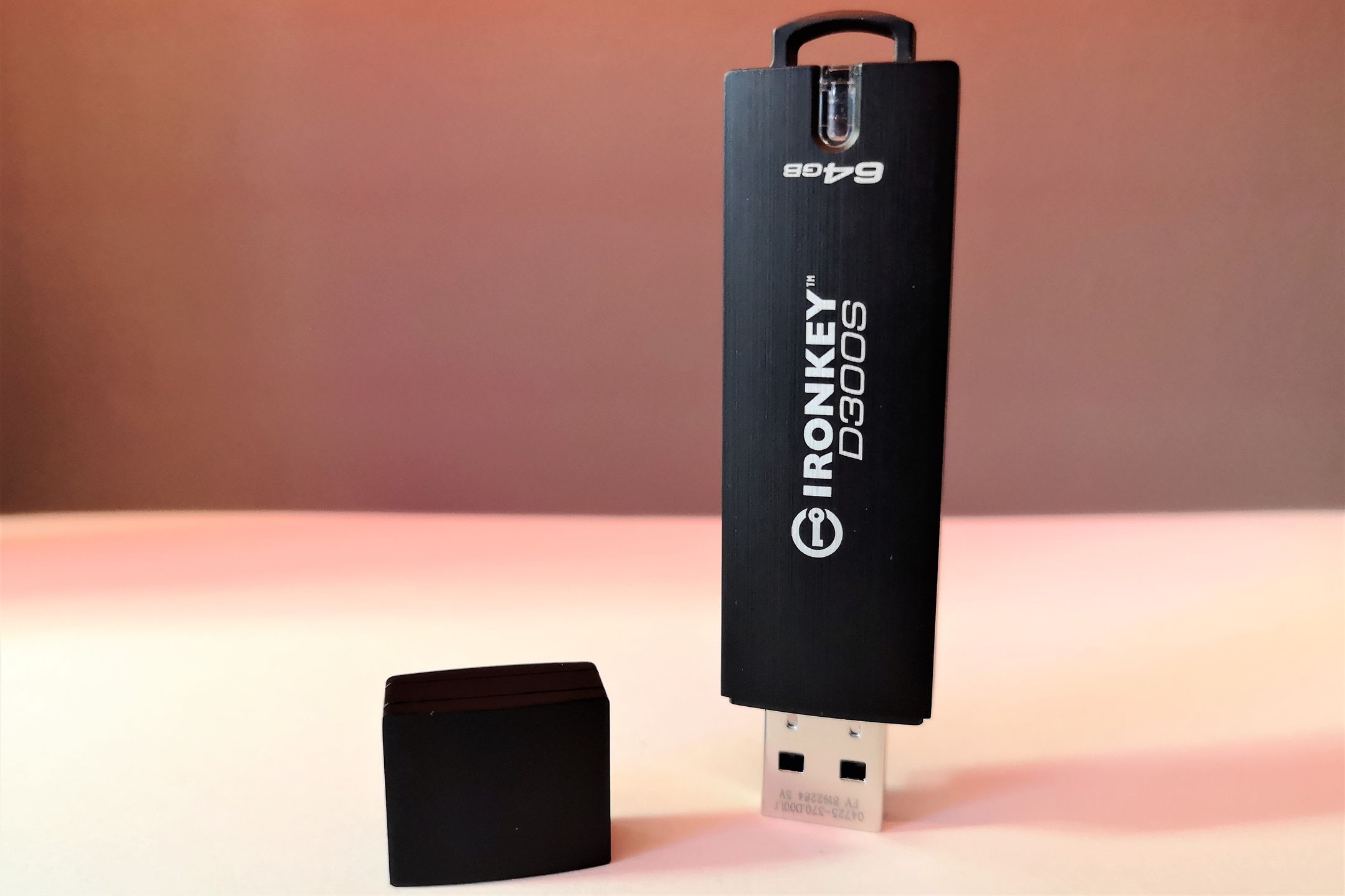 Kingston IronKey D300S – krótki test szyfrowanego pendrive'a dla przedsiębiorców 8
