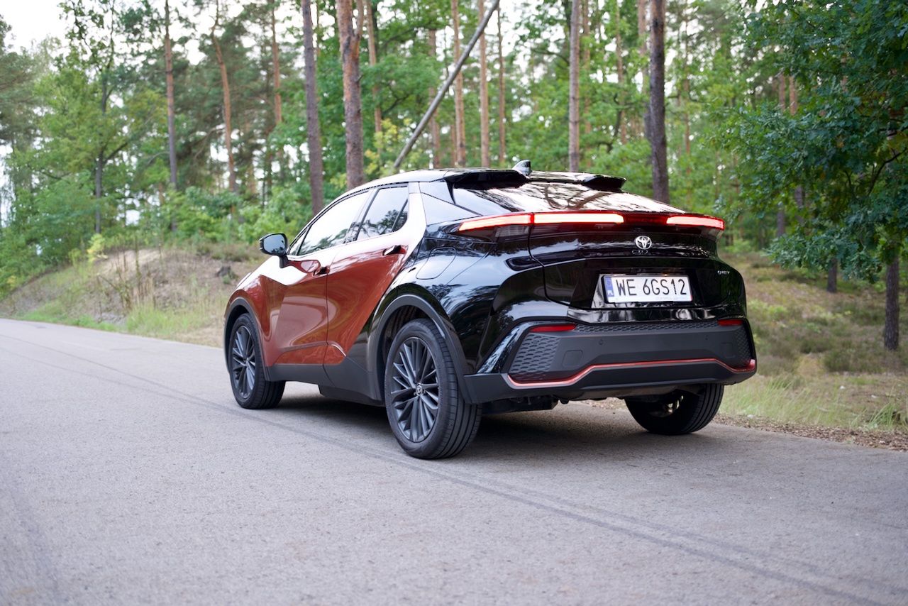 Toyota C-HR Tokyo Edition