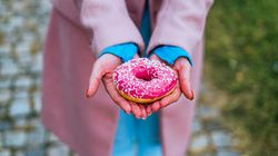 "Po co jest nam pączek?". Dietetycy zgodni, mówią, czy warto świętować