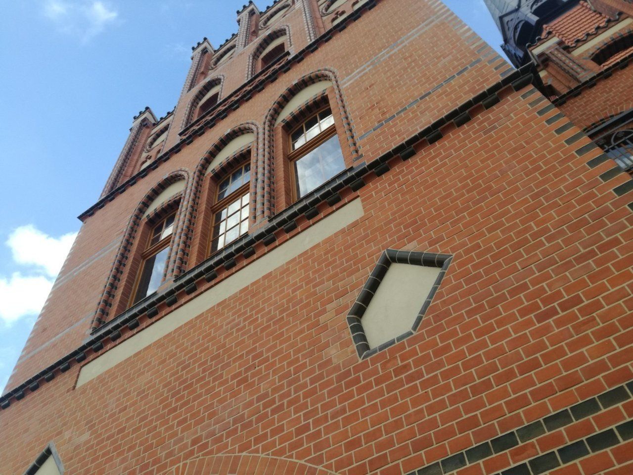 Dworzec kolejowy w Nowych Skalmierzycach