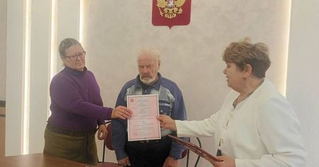 Emeryt z Rosji wziął ślub. Piszą, co zrobił potem