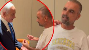 "Złapałem go i wyciągnąłem". Pasażer opowiedział Netanjahu, jak ratował samolot
