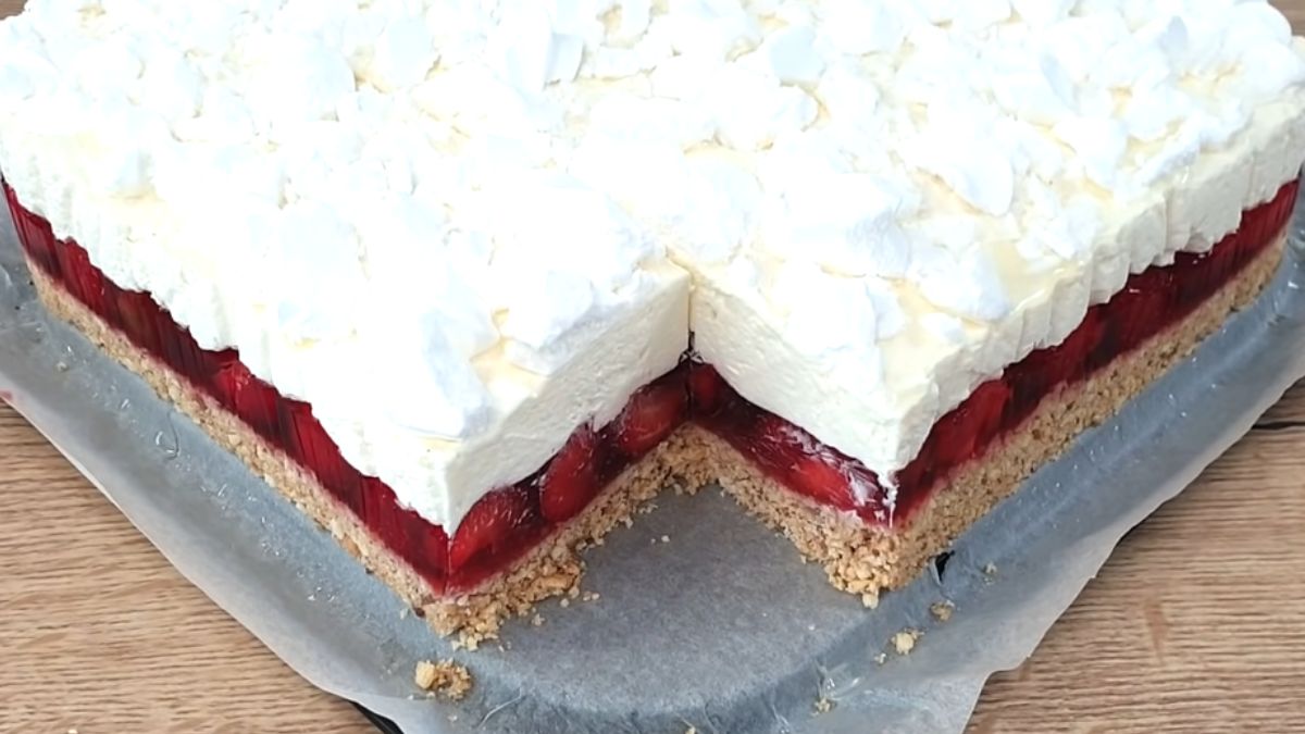 Truskawkowa chmurka bez pieczenia - Pyszności