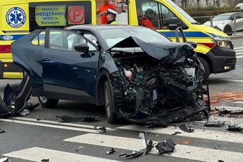 Nie miał prawa jazdy, spowodował wypadek pięciu aut. Kierowca w szpitalu